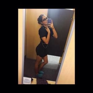 Meet your Posher, Natalie